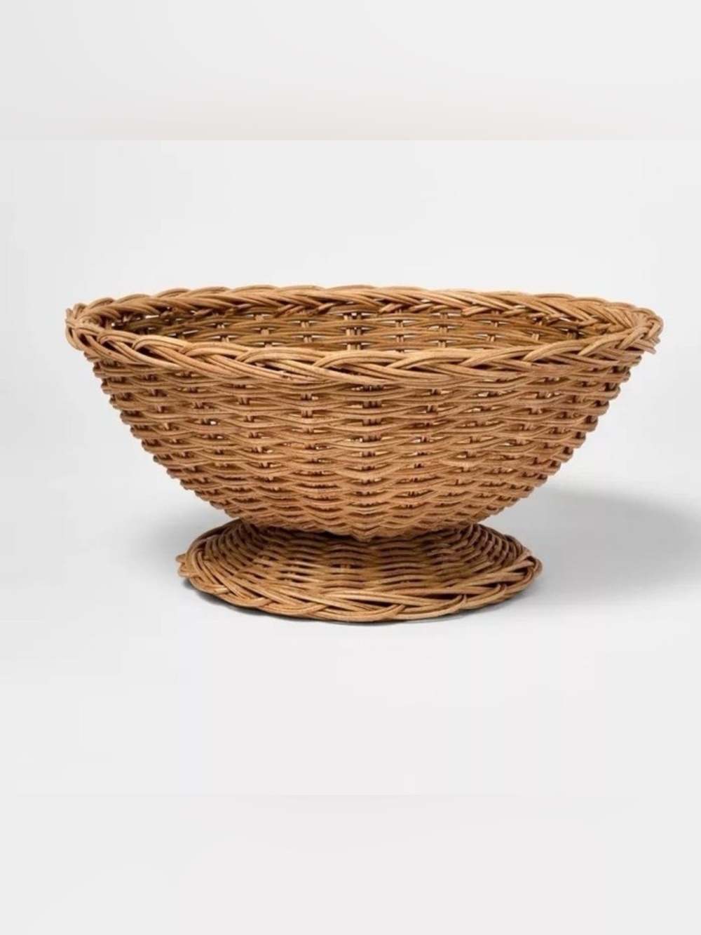Studio McGee & Threshold Braided Woven Rattan Bowl
5.5” H, 12” D
New with Tag